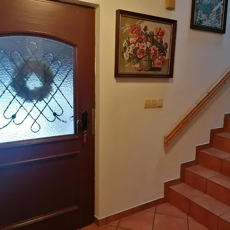 Apartma Cvrsta Trojka * Jesenice