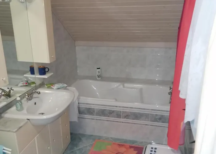 Apartma Cvrsta Trojka Jesenice