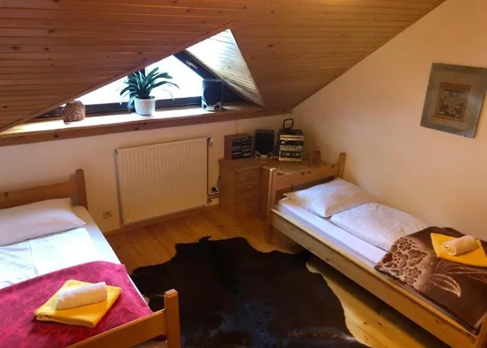 Daire Apartma Cvrsta Trojka