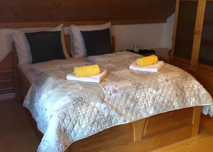 Apartma Cvrsta Trojka * جيسينيس