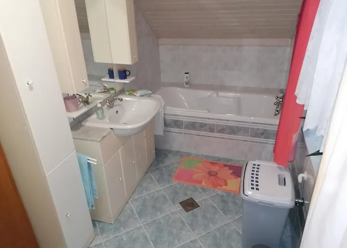 شقة Apartma Cvrsta Trojka *