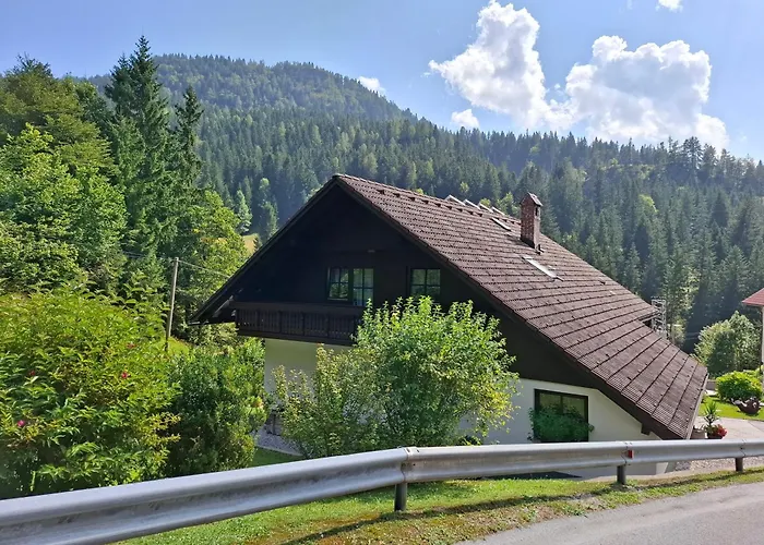 Apartma Cvrsta Trojka شقة *