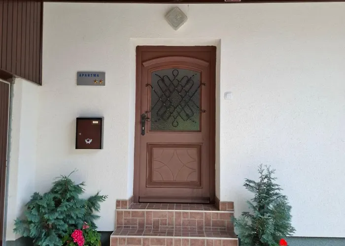 Apartma Cvrsta Trojka شقة جيسينيس