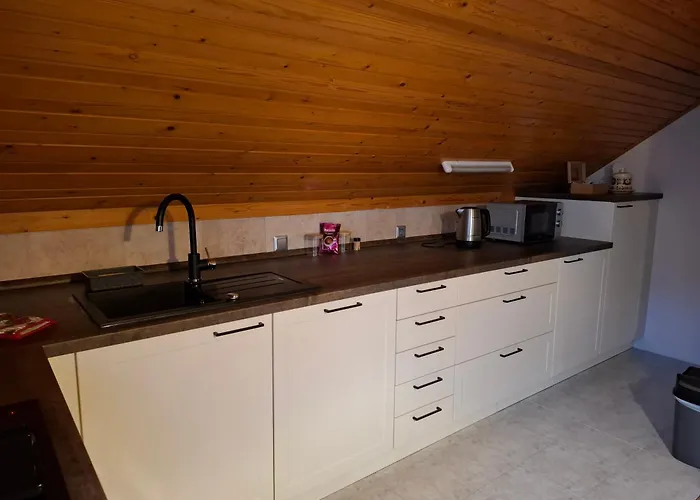 شقة Apartma Cvrsta Trojka *